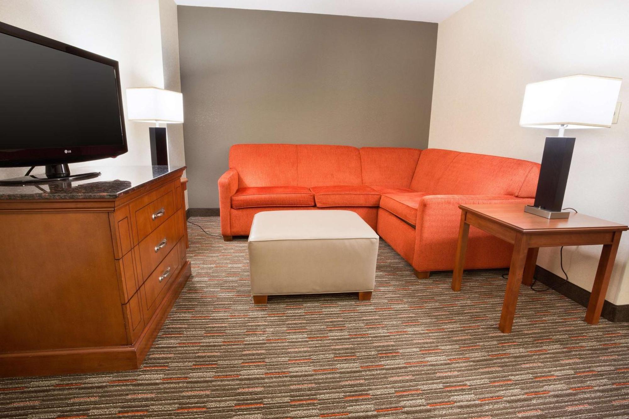 Drury Inn & Suites Columbus Grove City Buitenkant foto