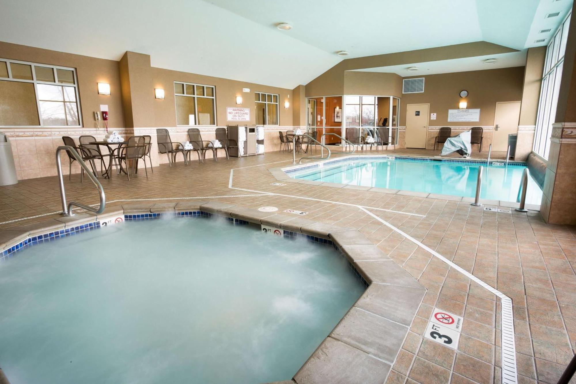 Drury Inn & Suites Columbus Grove City Buitenkant foto