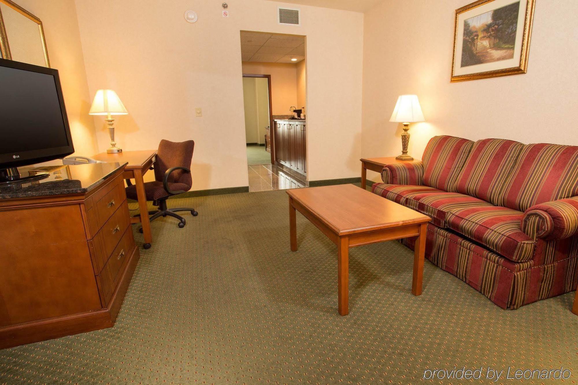 Drury Inn & Suites Columbus Grove City Buitenkant foto